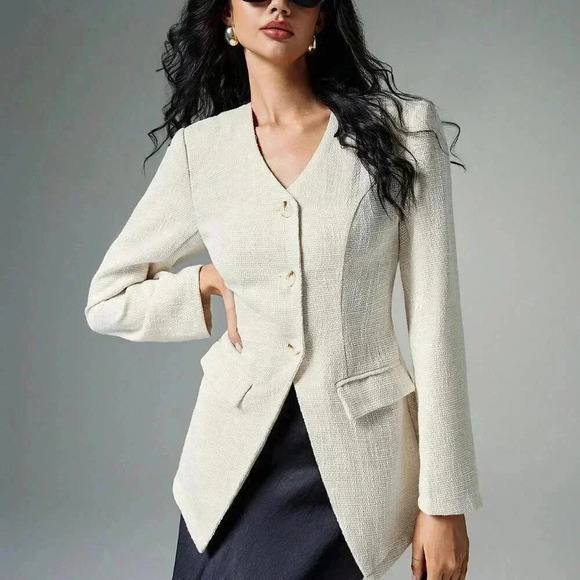 Apricot Elegant Women's Tweed Blazer With Wide Shoulders - Picture 2 of 6